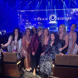 Fundraising Page: Monat Gratitude Team